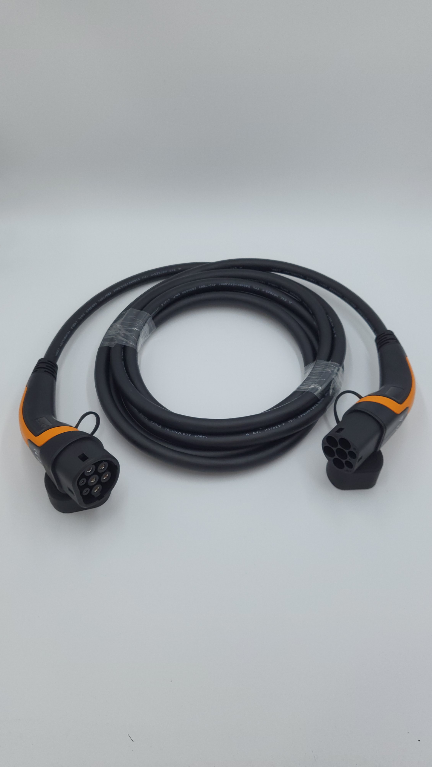 Cavi di ricarica Auto Elettrica - Tipo 2 TRIFASE - Colore Arancione - Lunghezza cavo: 5 metri