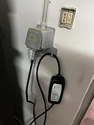 Presa per auto elettriche, Green 'Up, compatibile con modalità 1 e 2, 1 fase, 16A, 3,7kW, sistema di ricarica per auto elettriche [Classe di efficienza energetica B]