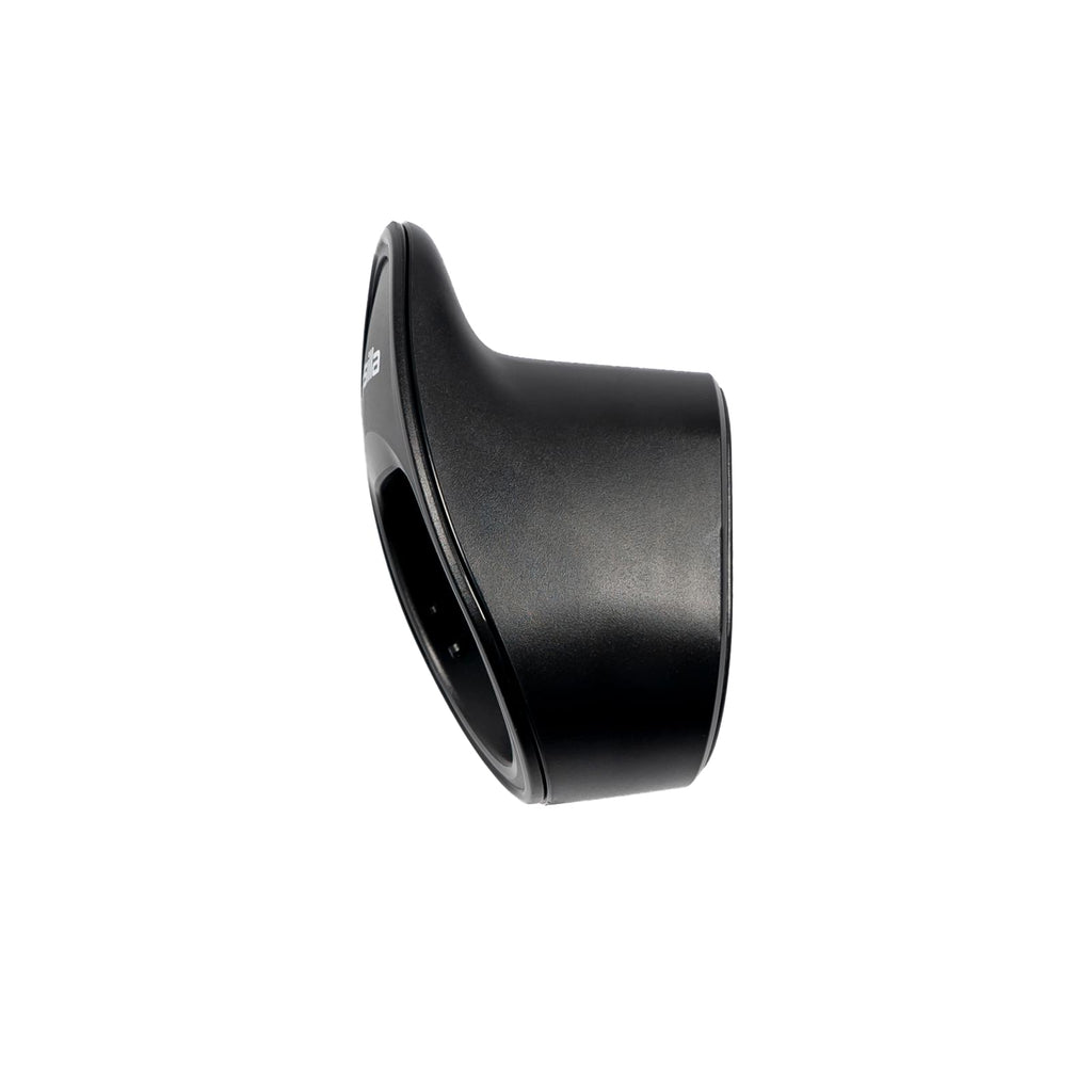 Holdy è la staffa di supporto per cavo e connettore di una colonnina di ricarica per auto elettriche