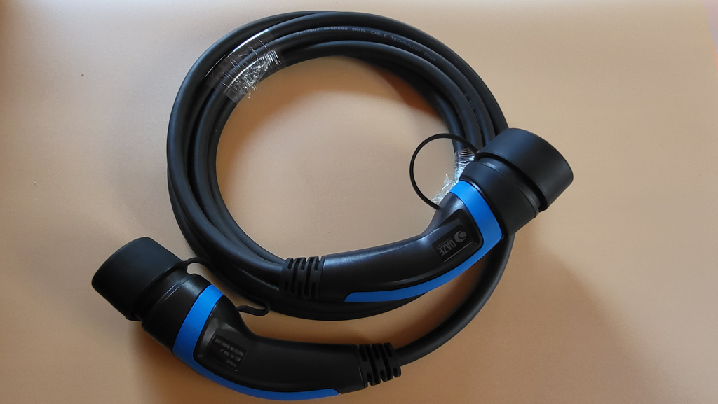 Cavi di ricarica Auto Elettrica   - Tipo 2 MONOFASE - Colore Blu - Lunghezza cavo: 5 metri