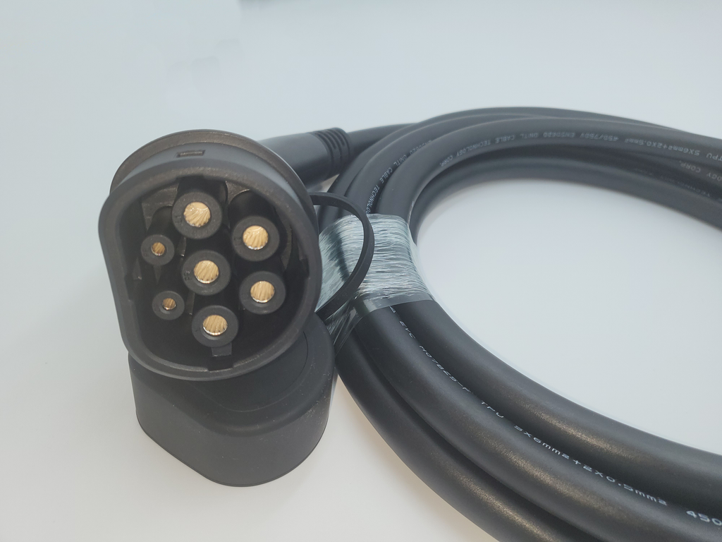 Cavi di ricarica Auto Elettrica  - Tipo 2 TRIFASE - Colore Verde - Lunghezza cavo: 5 metri