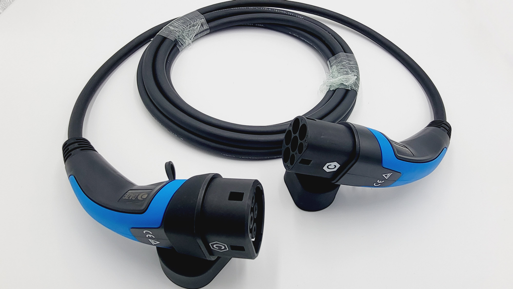 Cavi di ricarica Auto Elettrica   - Tipo 2 MONOFASE - Colore Blu - Lunghezza cavo: 5 metri