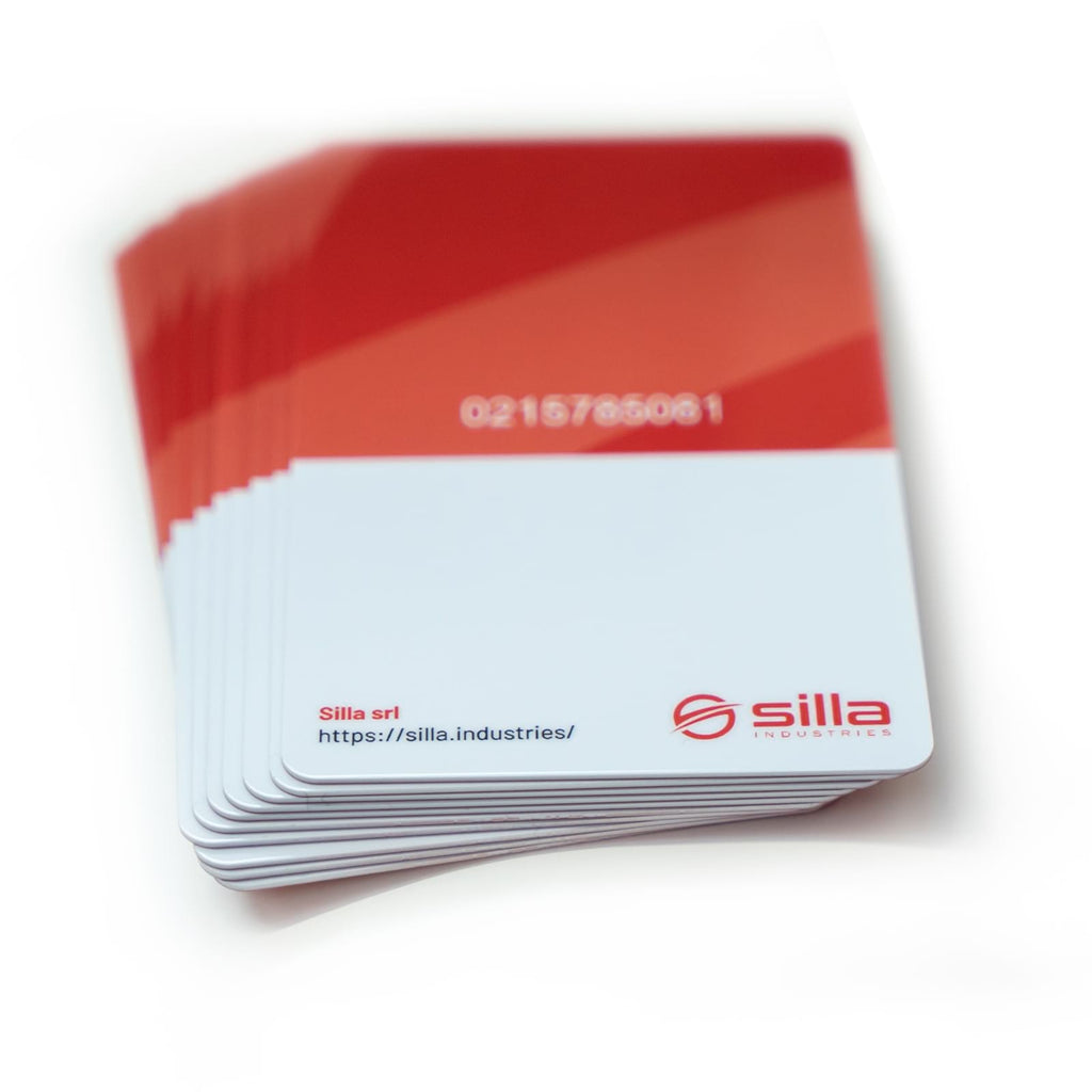 Confezione di 10 Card RFID necessarie a comandare la wallbox Prism Solar