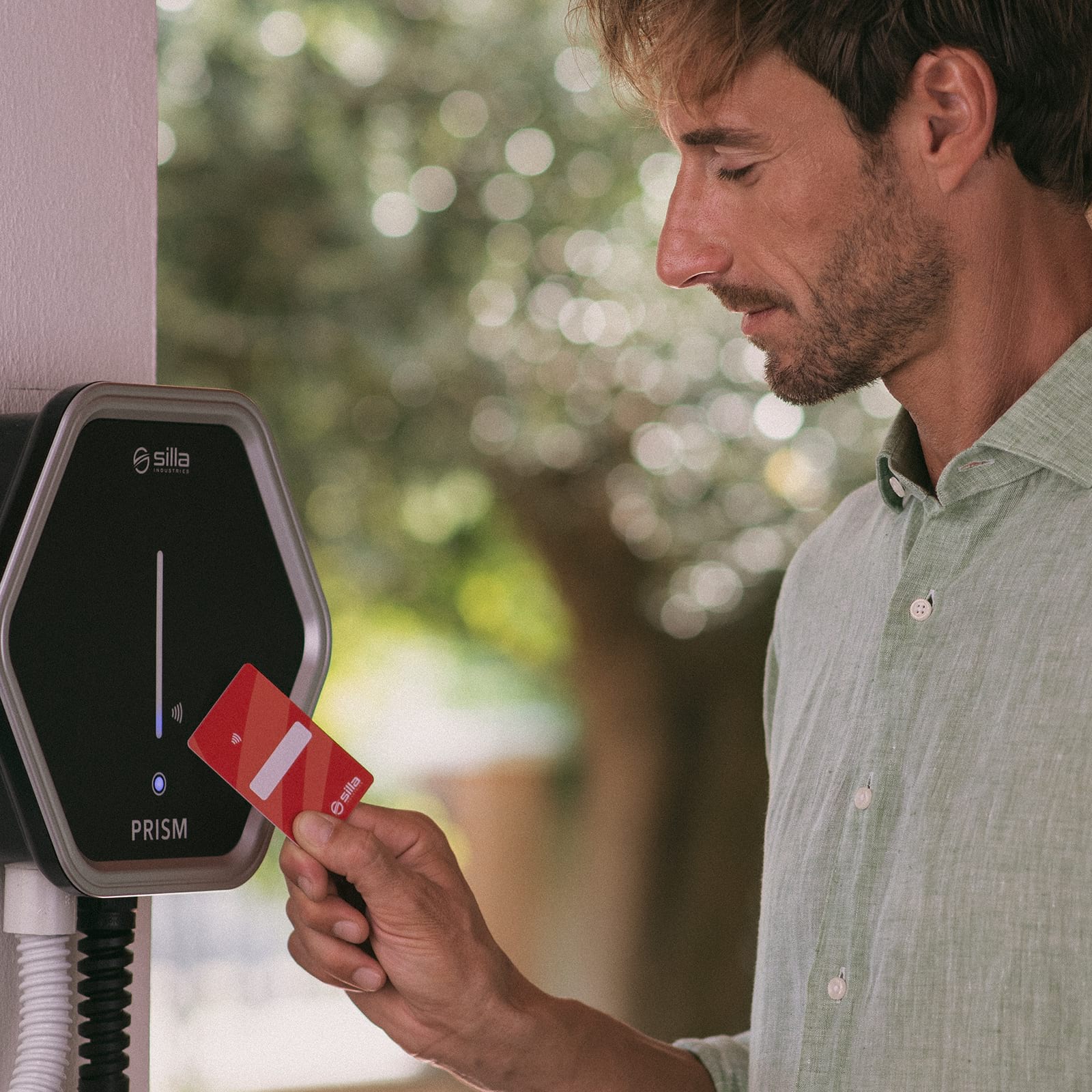 Confezione di 10 Card RFID necessarie a comandare la wallbox Prism Solar