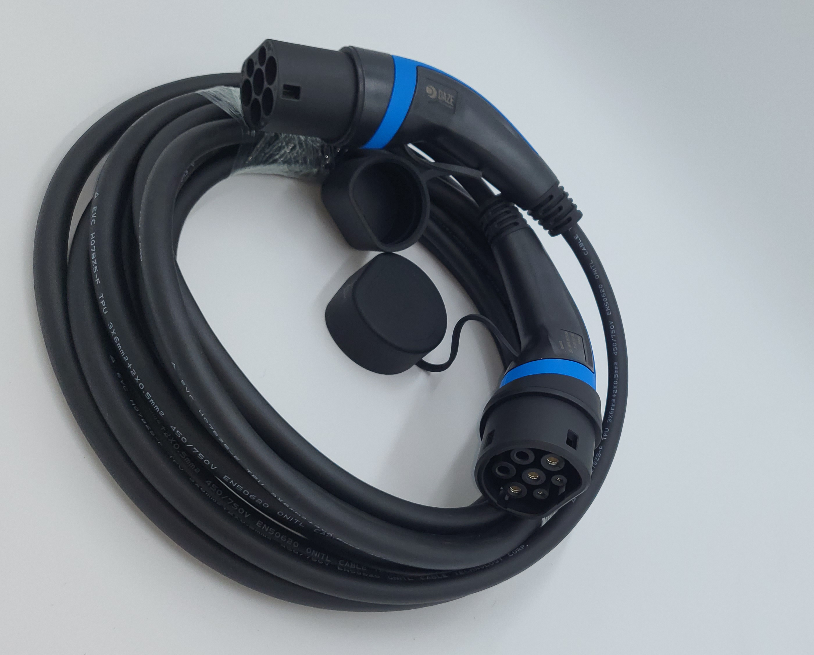 Cavi di ricarica Auto Elettrica   - Tipo 2 TRIFASE - Colore Blu - Lunghezza cavo: 8 metri
