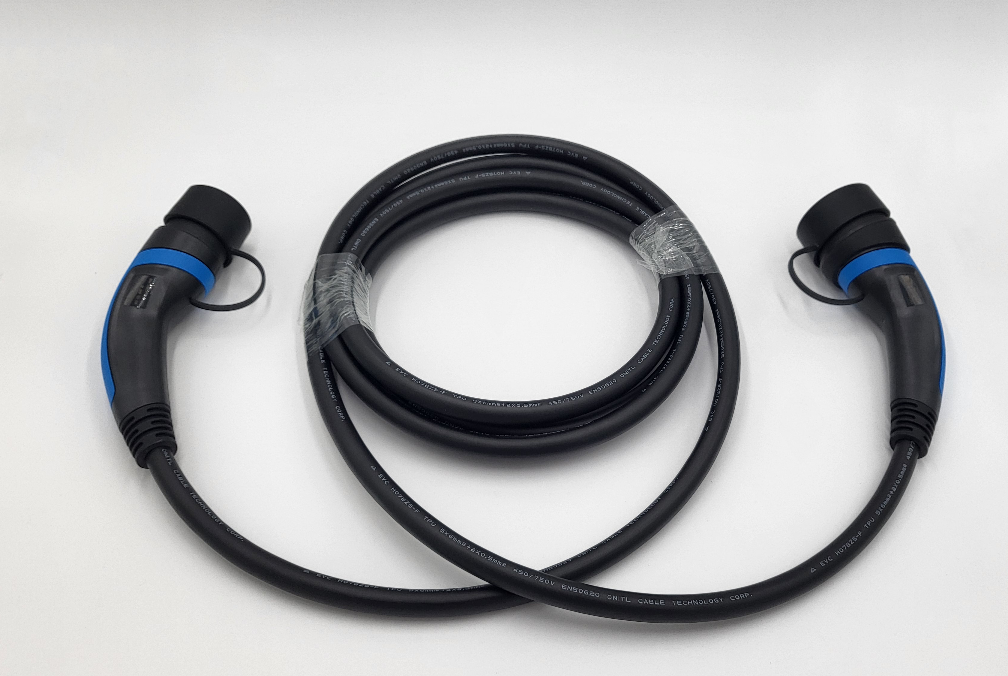 Cavi di ricarica Auto Elettrica   - Tipo 2 TRIFASE - Colore Blu - Lunghezza cavo: 5 metri