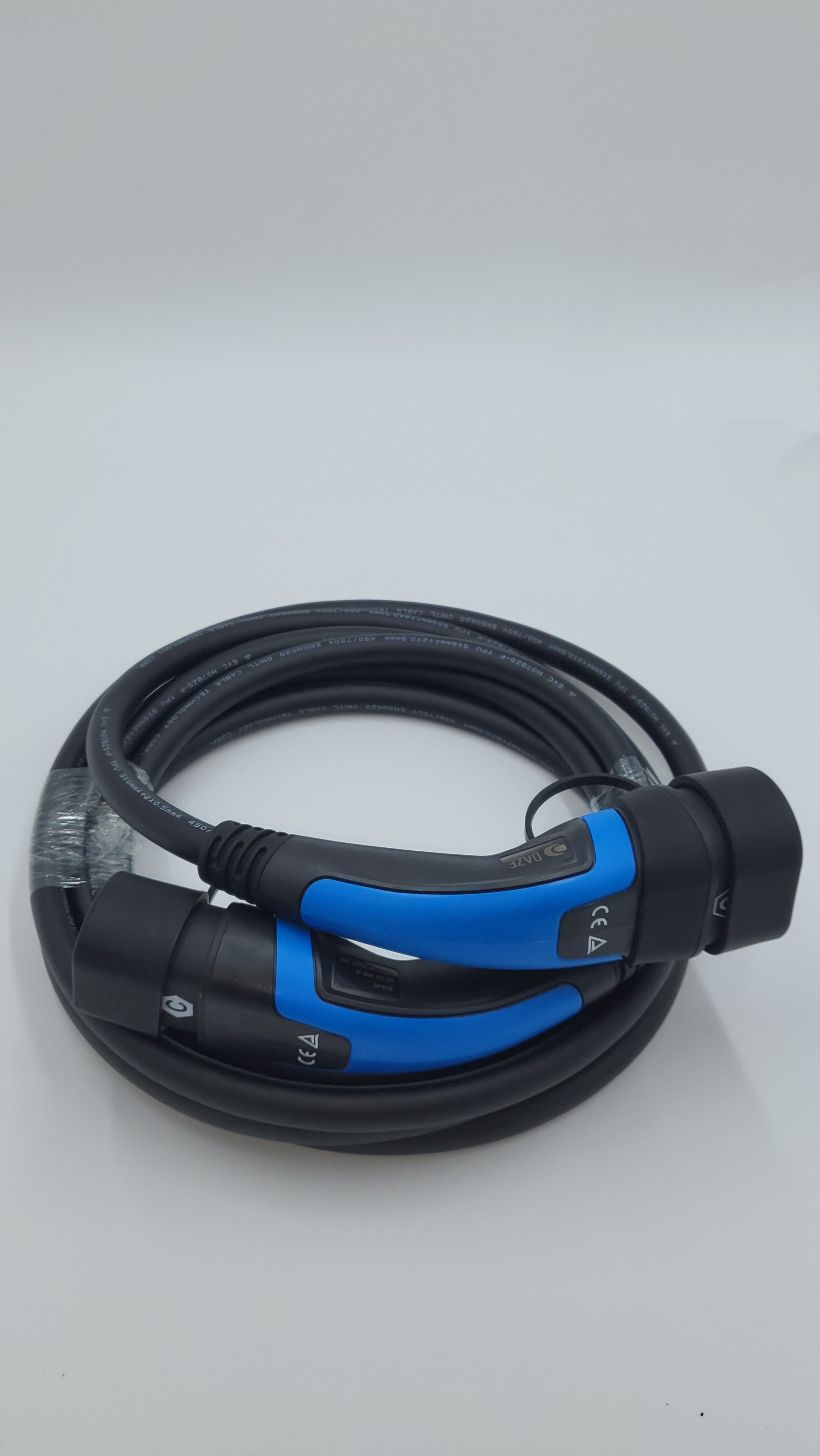 Cavi di ricarica Auto Elettrica   - Tipo 2 TRIFASE - Colore Blu - Lunghezza cavo: 5 metri